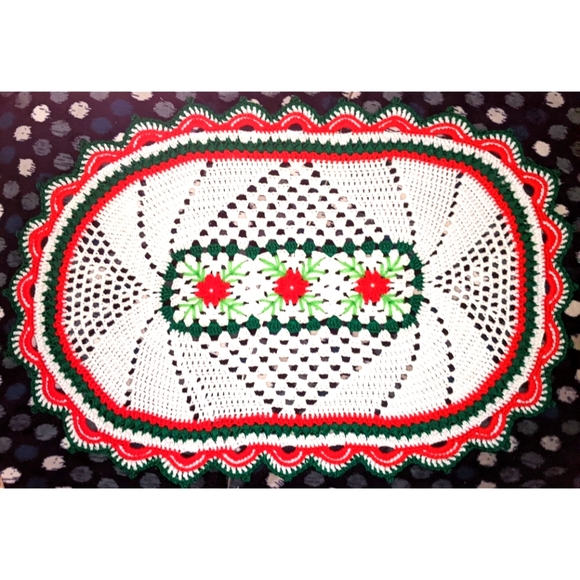 Christmas Handmade Bed Doily 38"x25 " - Picture 1 of 4